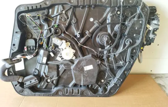 Mercedes-Benz GLE W167 Front window lifting mechanism without motor A1677208500