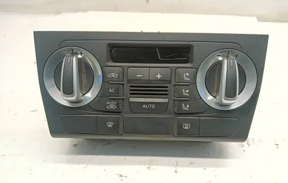 Audi A3 S3 8P Climate control unit 8P0820043BM A2C53380926