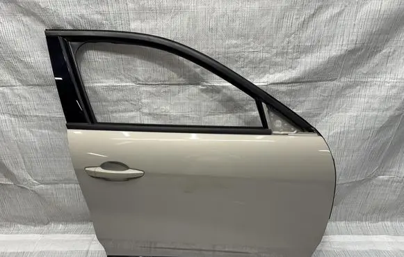 Alfa Romeo 145 - 146 Front door 