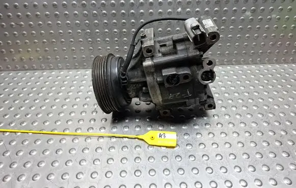 Toyota Corolla E110 Air conditioning (A/C) compressor (pump) S27725667 4421003180