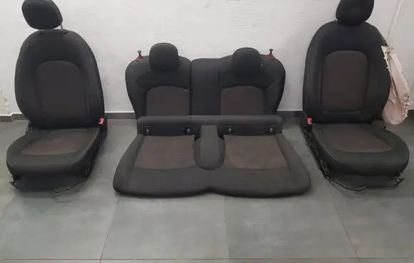 Mini Cooper Countryman F60 Seat set 