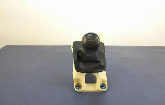 Hyundai i30 Gear shift rod 43700-3X500