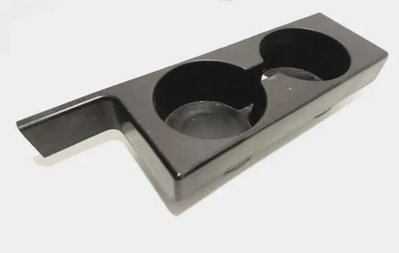 Cup holder front