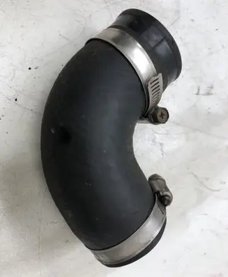 Mazda 6 Turbo air intake inlet pipe/hose 071130