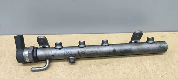 Mercedes-Benz E W211 Fuel main line pipe A6110780449
