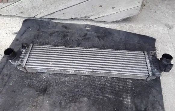 Volvo S60 Intercooler radiator BV619L440BC Y3401003
