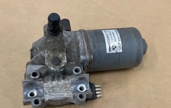 BMW Z4 E89 Wiper motor W09862 7219606 1062F