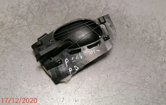 Peugeot 206 Front door interior handle 9623698077