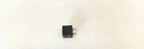 Volvo V50 Other relay 8441160 v23134-a52-x345