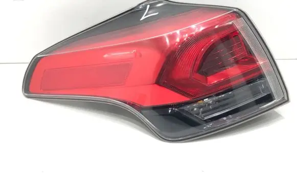 Toyota RAV 4 (XA40) Rear/tail lights 81560-42201