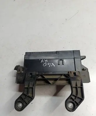 Volvo V40 Fuse box set AV6T-14K131-AC E02260200 13889