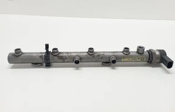 Audi A8 S8 D3 4E Fuel main line pipe 057130090L