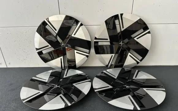 Polestar 2 R19 wheel hub/cap/trim 32410685