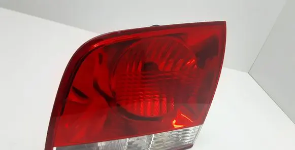 Volkswagen Touareg I Tailgate rear/tail lights 7L6945094H