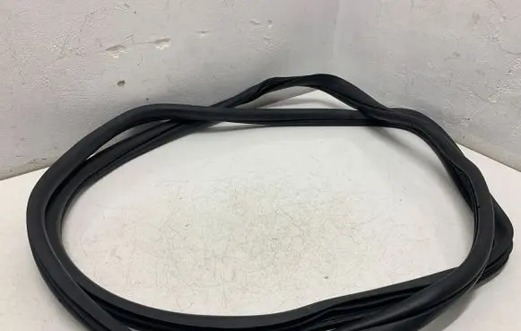 Peugeot Boxer Front door rubber seal B249 91001