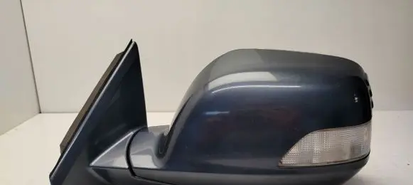 Honda CR-V Front door electric wing mirror 