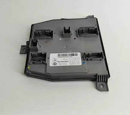 Mercedes-Benz E W238 Central body control module A2139014203 A1679021701