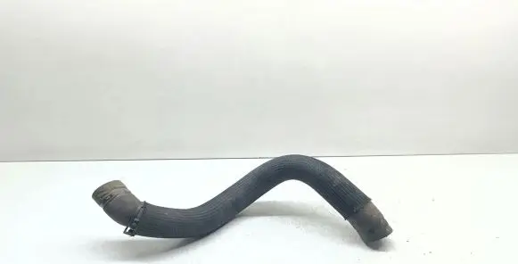 Nissan Qashqai+2 Engine coolant pipe/hose