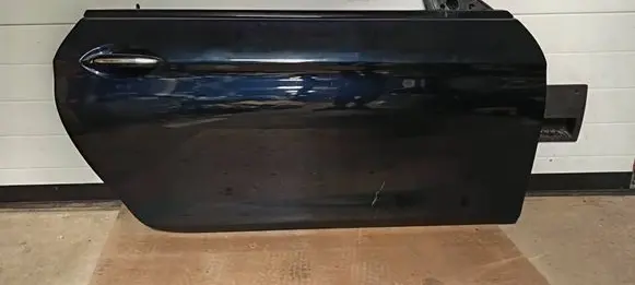 Door (2 Door Coupe)