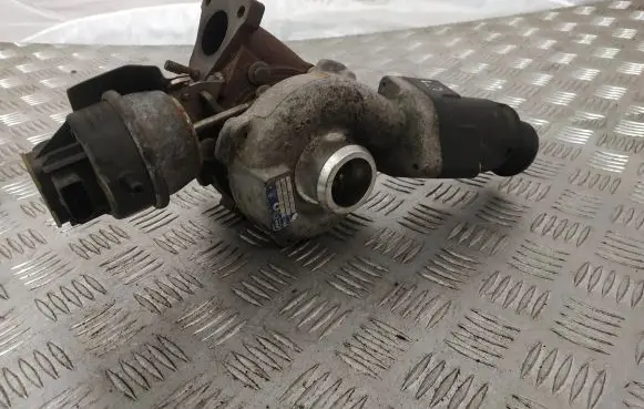 Audi A4 S4 B8 8K Turbo 03L145702D