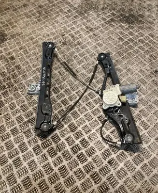Mercedes-Benz E W211 Front door electric window regulator 2117200146 A2117200146