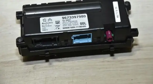 Citroen C5 Bluetooth control unit module 9673397980