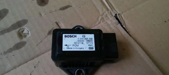 Hyundai Santa Fe ESP (stability system) control unit 