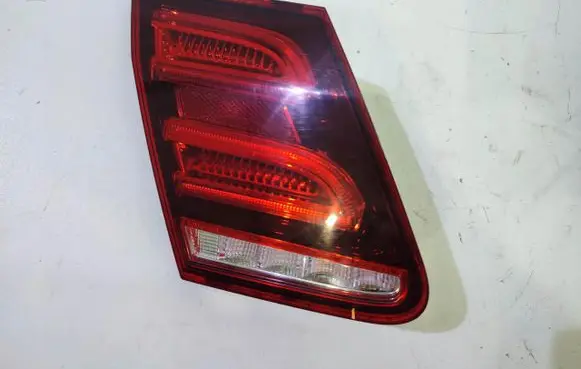 Mercedes-Benz E W212 Tailgate rear/tail lights