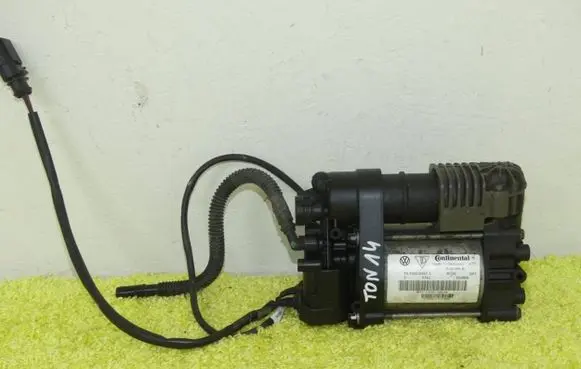 Porsche Macan (95B) Air suspension compressor/pump 95B616006H