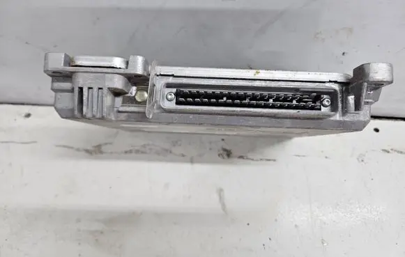 Hyundai Lantra I Engine control unit/module K102124102A HMC3910024890