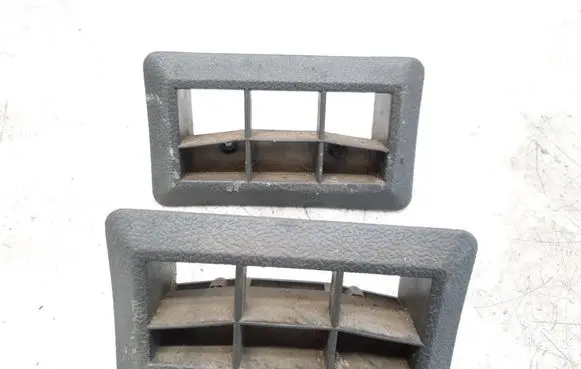 Citroen CX Rear air vent grill 