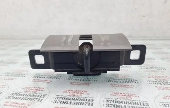 Audi A2 Loading door lock loop/hook striker 8Z0827085