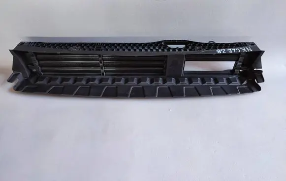 Nissan Qashqai J12 Radiator trim 214216UA0A