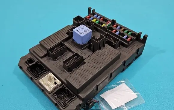 Peugeot 807 Central body control module 1400310480 IMPRK1474387