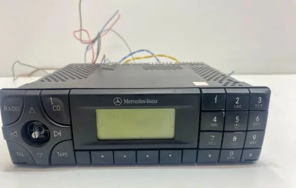Mercedes-Benz SL R129 Radio/CD/DVD/GPS head unit A2088200586 2088200586