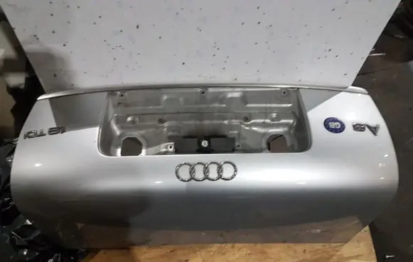 Audi A6 S6 C5 4B Tailgate/trunk/boot lid