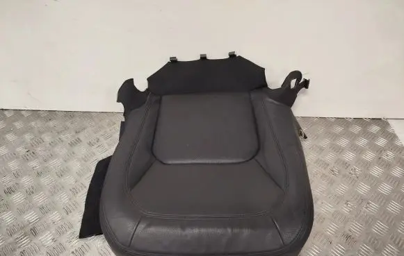 Land Rover Defender Seat trim L8B263223AA L0529161AC