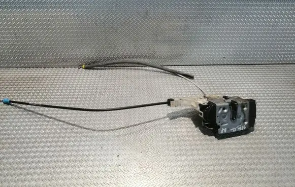 Volkswagen Crafter Front door lock A9067201735