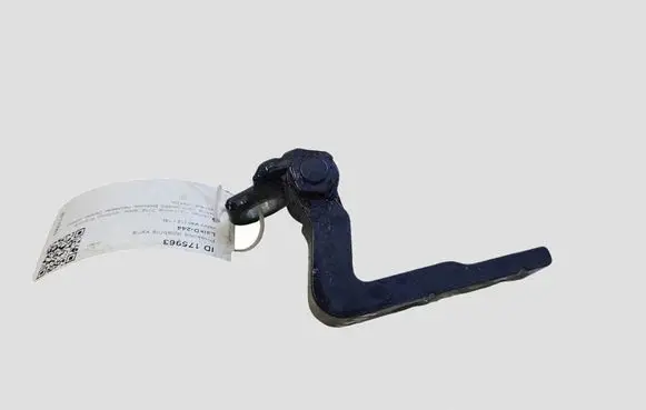 Volvo V40 Front door lower hinge 31352691