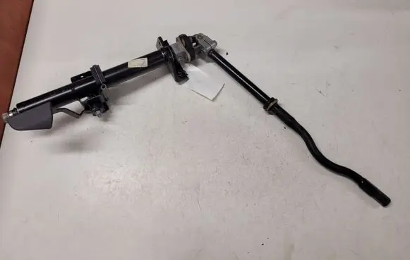 Mercedes-Benz A W168 Steering wheel axle A1684600916
