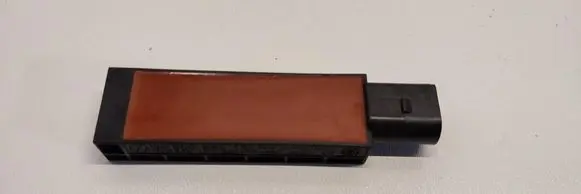 Volkswagen Tiguan Keyless system antenna 5Q0962131