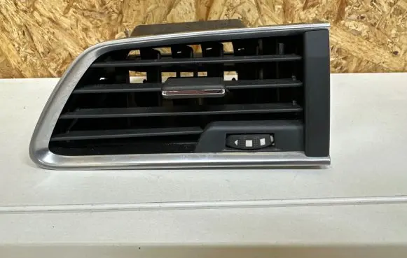 Peugeot 508 Dashboard side air vent grill/cover trim 9686445377 A1010108