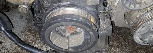 Audi A2 Crankshaft pulley 045105243