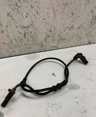 Mercedes-Benz C W204 ABS brake wheel speed sensor A2045400117