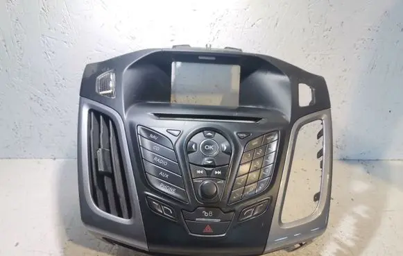 Ford Focus Multifunctional control switch/knob 331411000