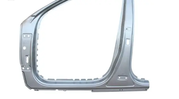 Volvo XC40 (B) Pillar trim (exterior) 32310034
