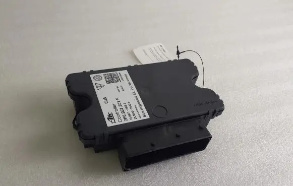 Porsche Cayenne (92A) Hand brake control module 7P0907801F 00292431