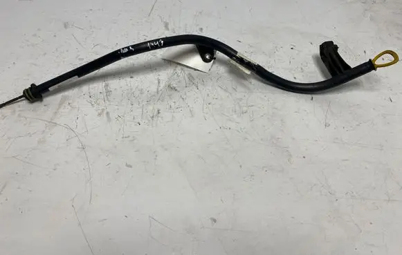 Mercedes-Benz Sprinter W906 Oil level dip stick A6510100124 6510100124