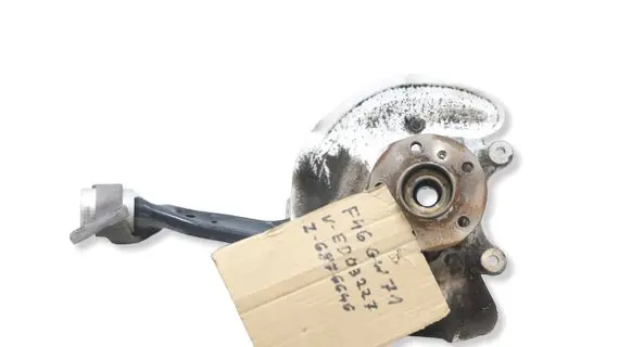 BMW 2 F46 Front wheel hub 6876646MWGK