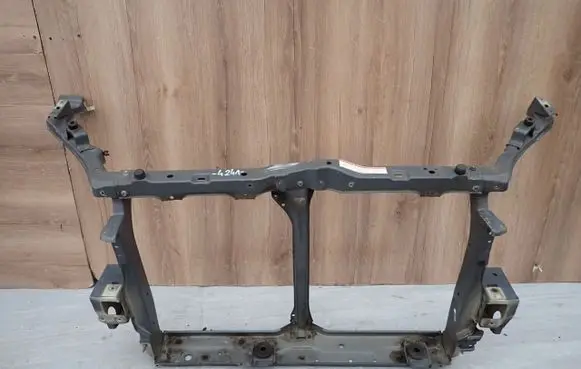 Suzuki Swift I Radiator support slam panel 